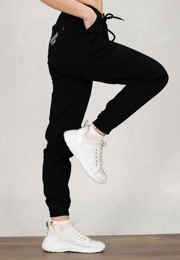 Spodnie Diamante Wear Jogger Unisex Crew czarny jeans