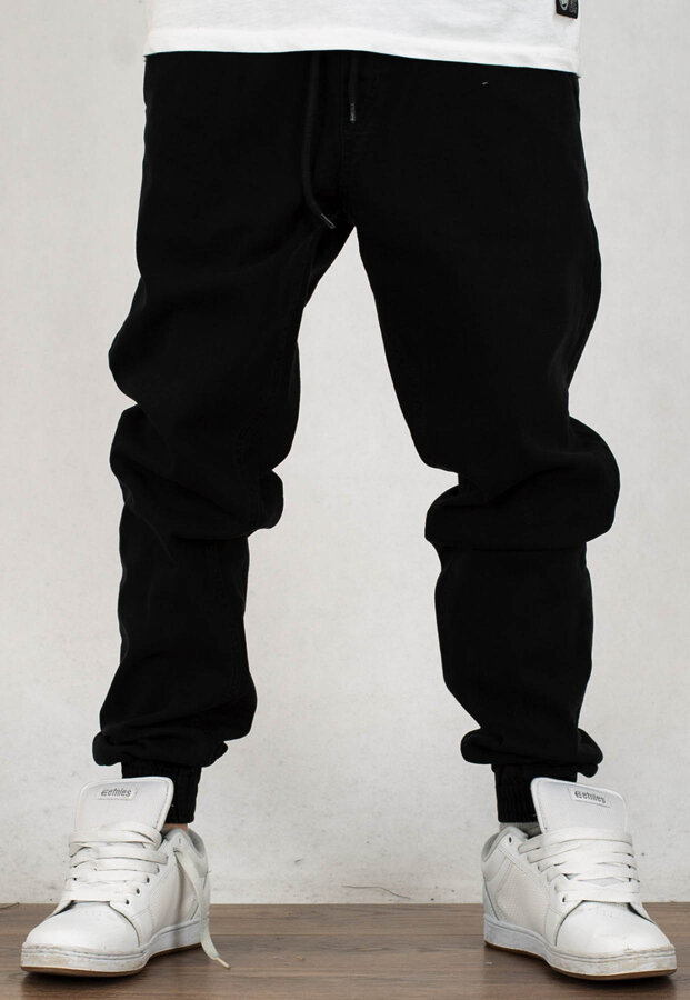Spodnie El Polako Joggery Slim Jeans Basic czarny jeans