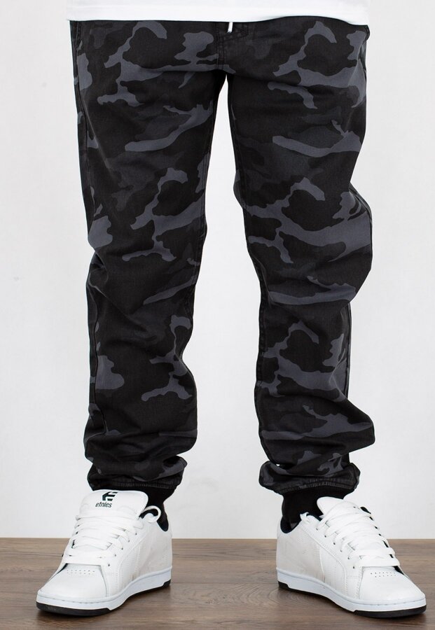 Spodnie Mass Jogger Pants Classics black camo