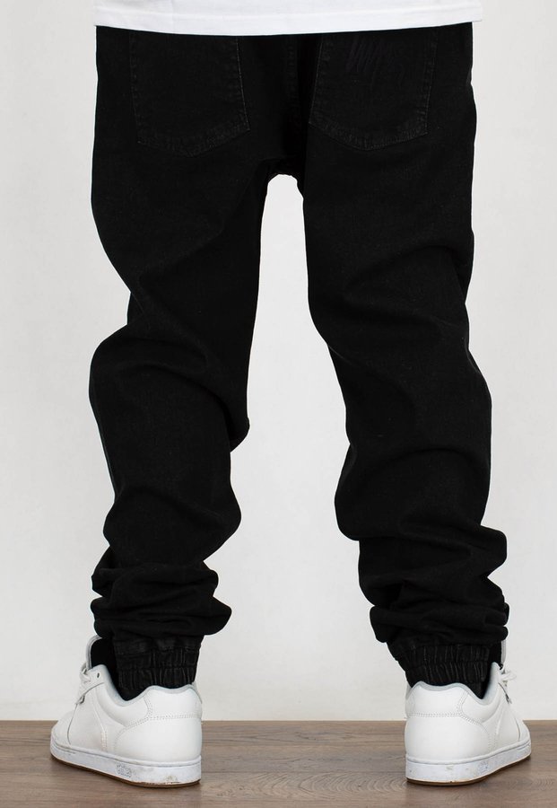 Spodnie Mass Jogger Signature Sneaker Fit black