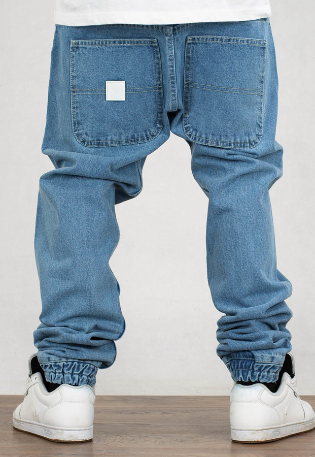 Spodnie Mass Jogger Sneaker Fit Base light blue