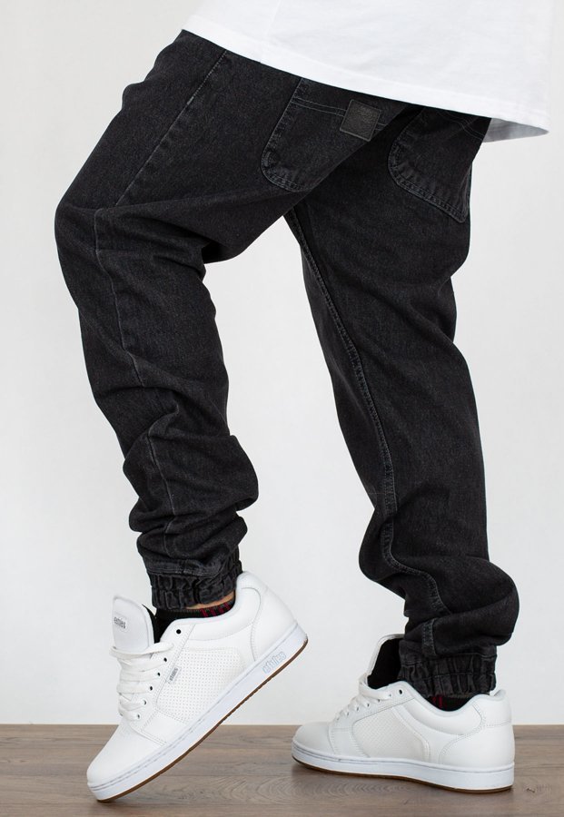 Spodnie Mass Jogger Sneaker Fit Signature Base black rinse