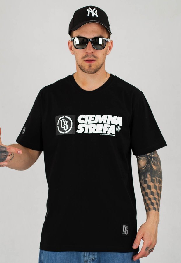 T-shirt Ciemna Strefa Dative czarny