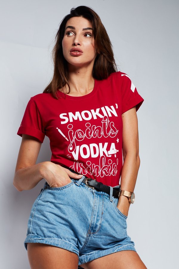 T-shirt Diamante Wear Smokin' Joints & Vodka Drinkin ciemno czerwony