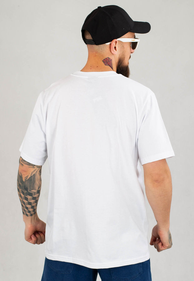 T-shirt Dudek P56 Podwórko biały