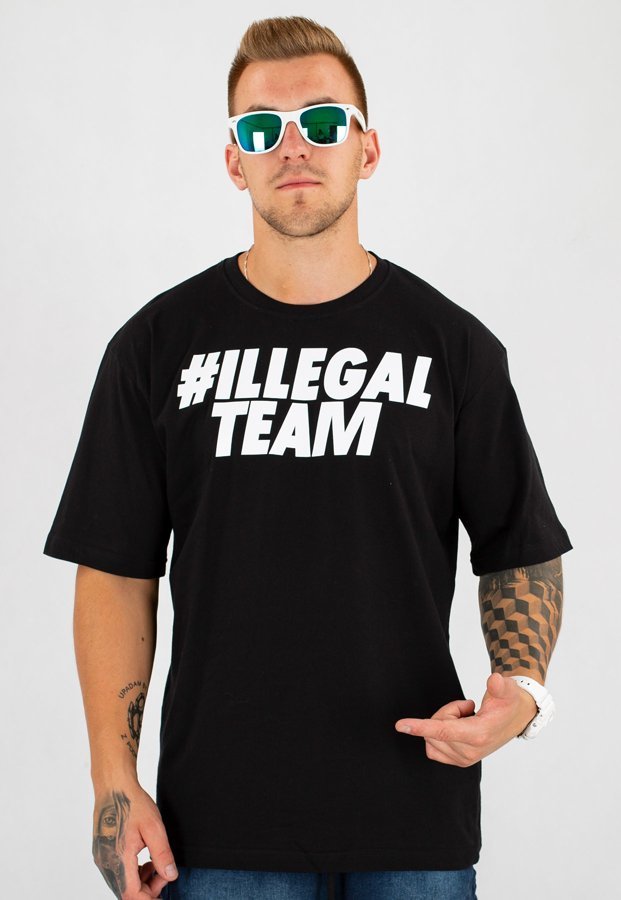 T-shirt Illegal Team czarny